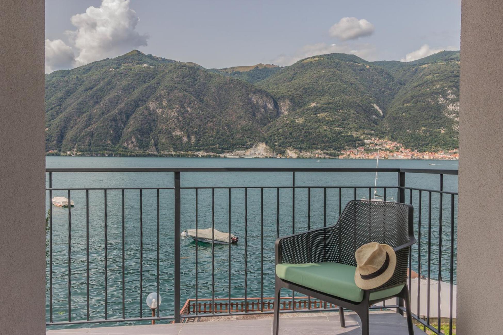 Ninfea Apartments By Wonderful Italy Lezzeno Exteriör bild